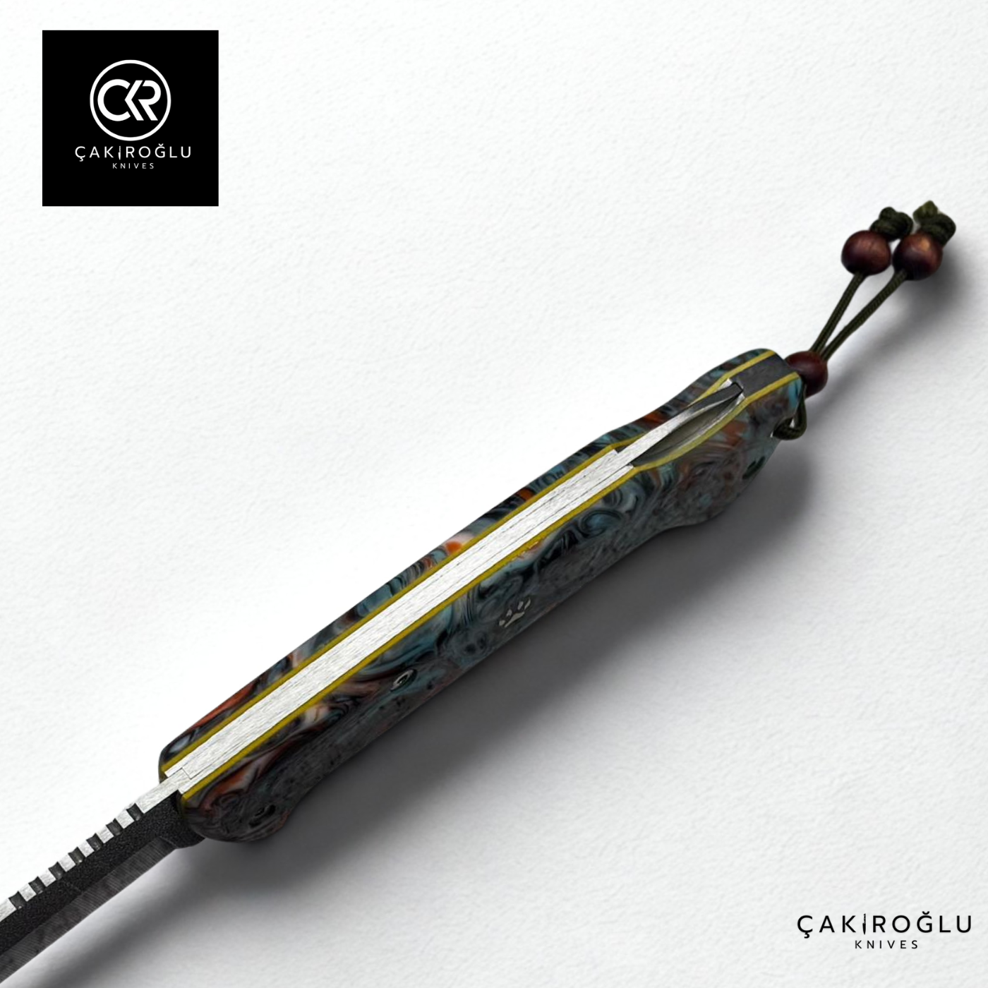 Göxon 207 v2 - Epoxy Amber Handle Handcrafted Knife