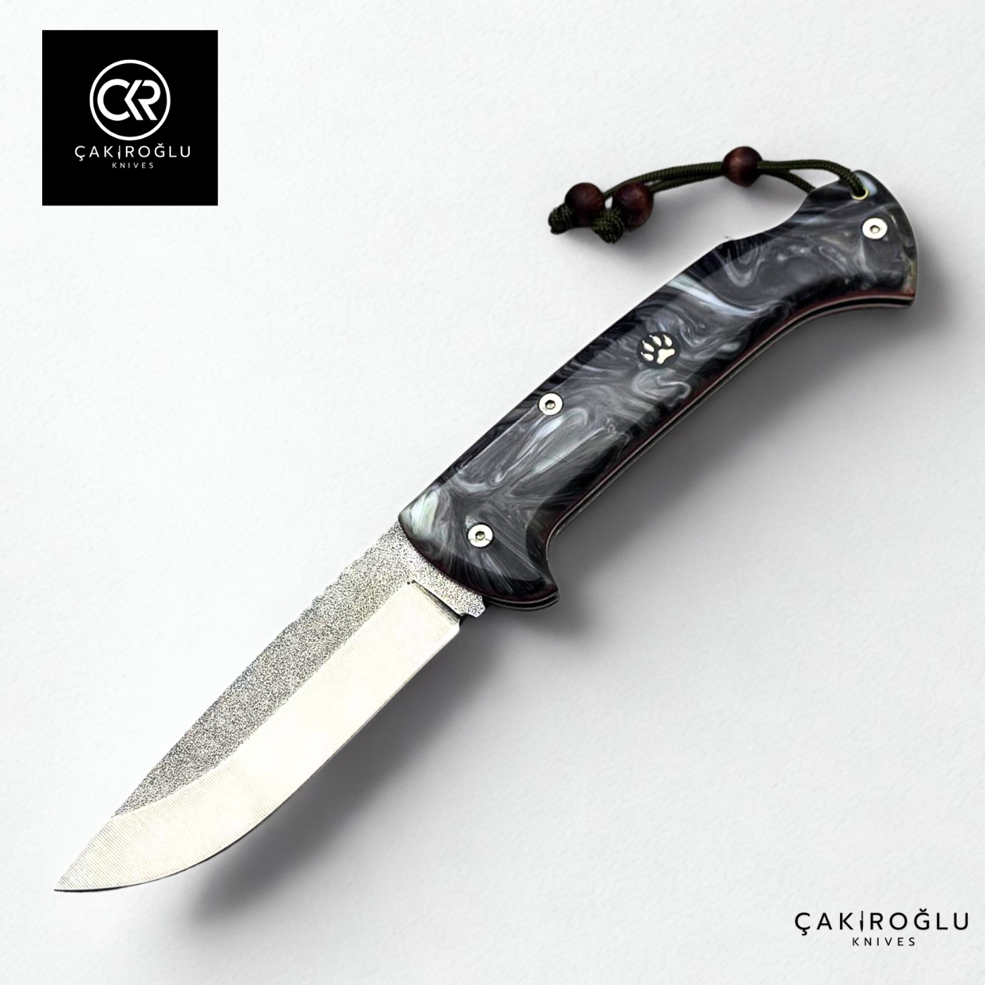 Göxon 207 v2 - Epoxy Amber Handle Handcrafted Knife