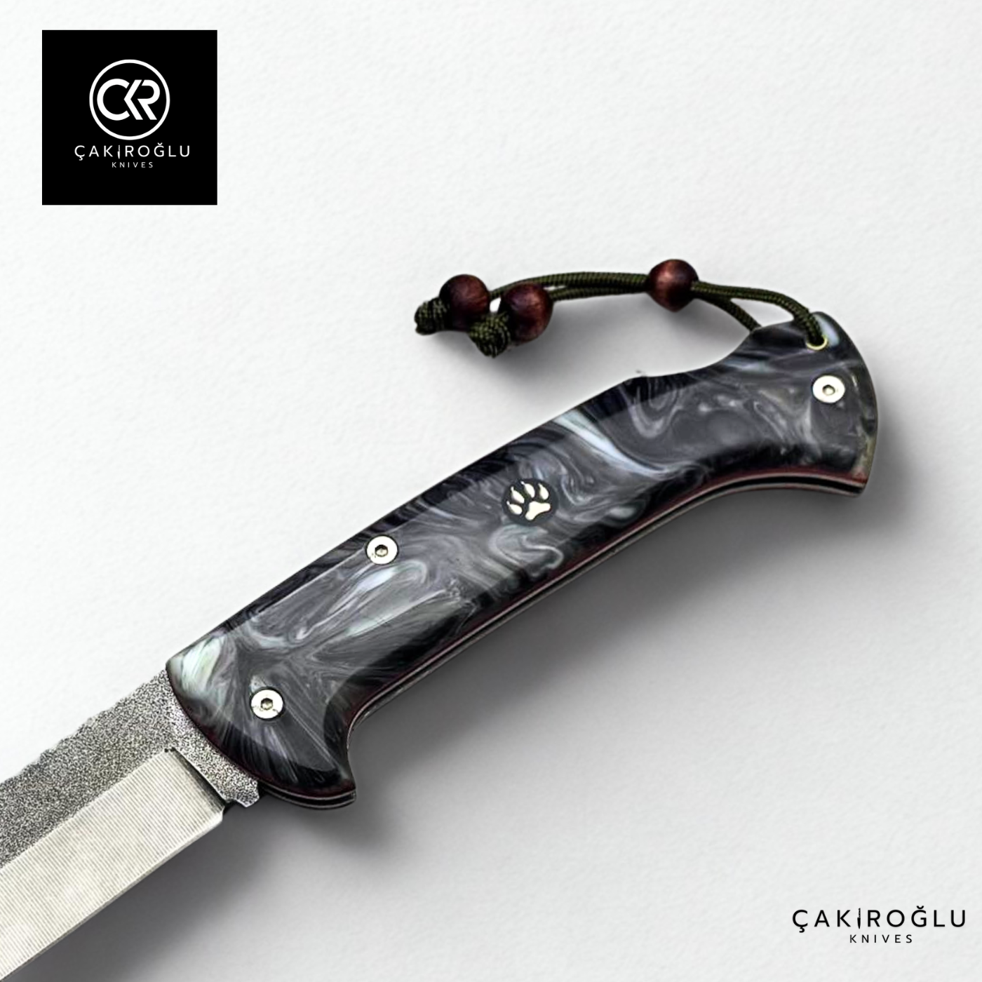 Göxon 207 v2 - Epoxy Amber Handle Handcrafted Knife