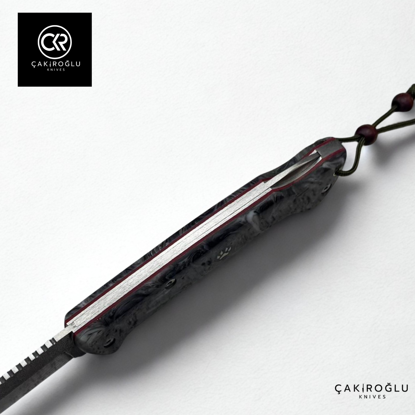 Göxon 207 v2 - Epoxy Amber Handle Handcrafted Knife