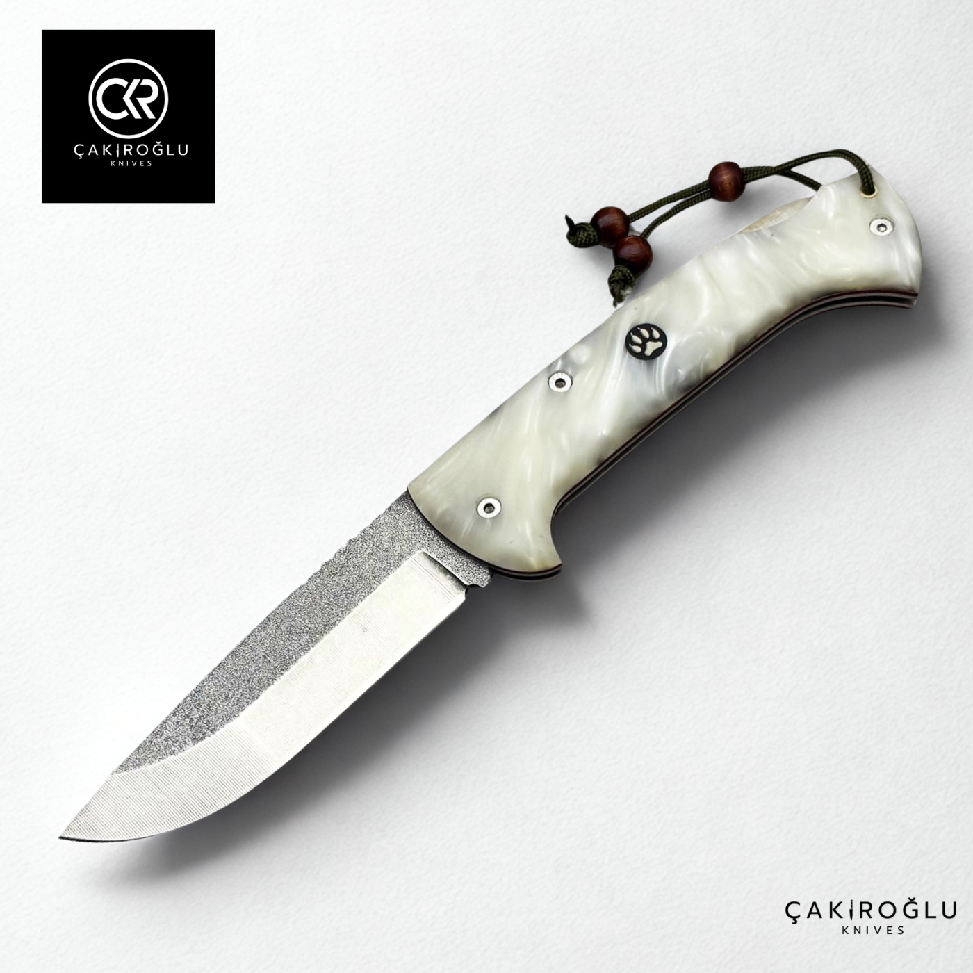 Göxon 207 v2 - Epoxy Amber Handle Handcrafted Knife