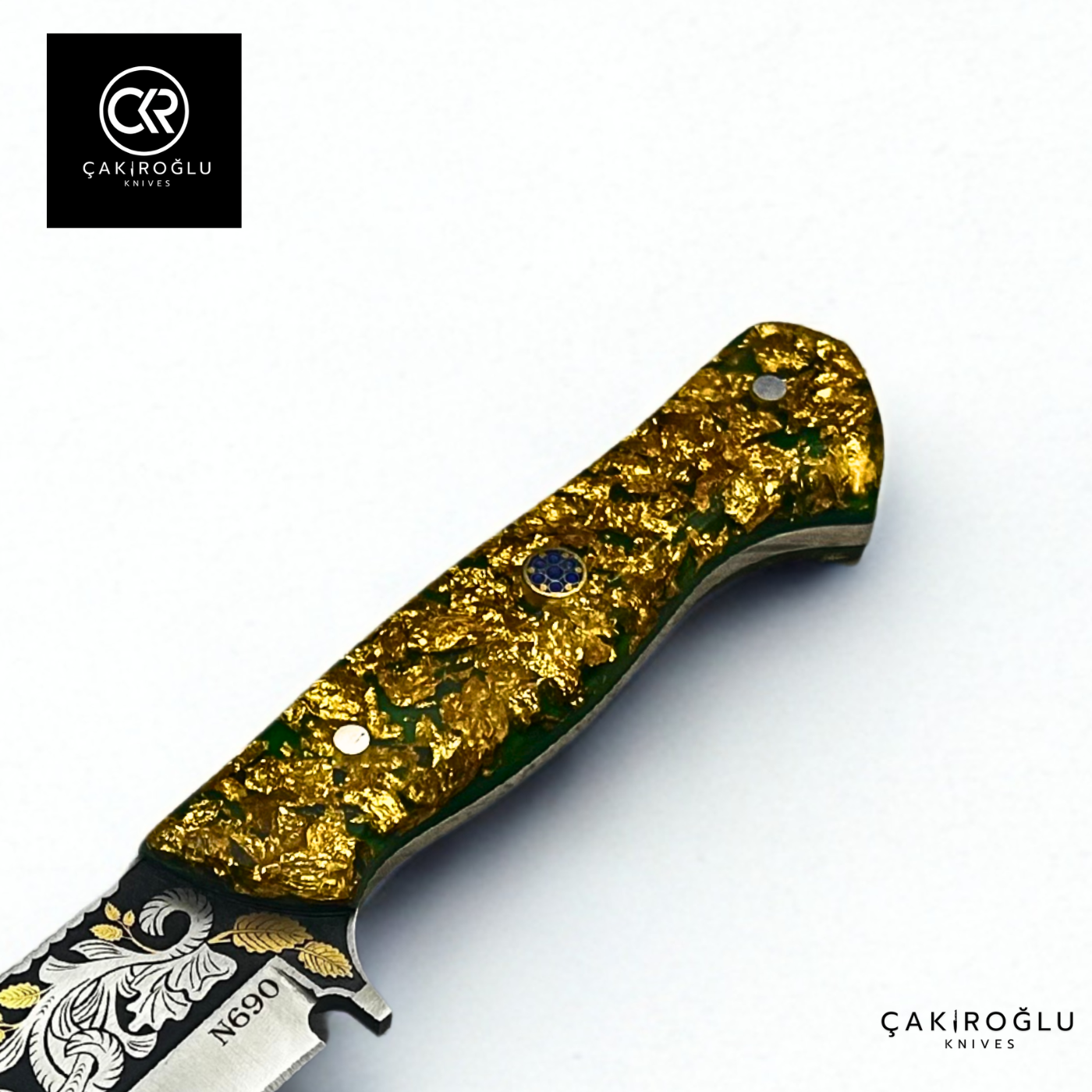 Golden Dust V2 - Limited Collector’s Edition N690 Knife with Gold Engraving & Golden Dust Handle