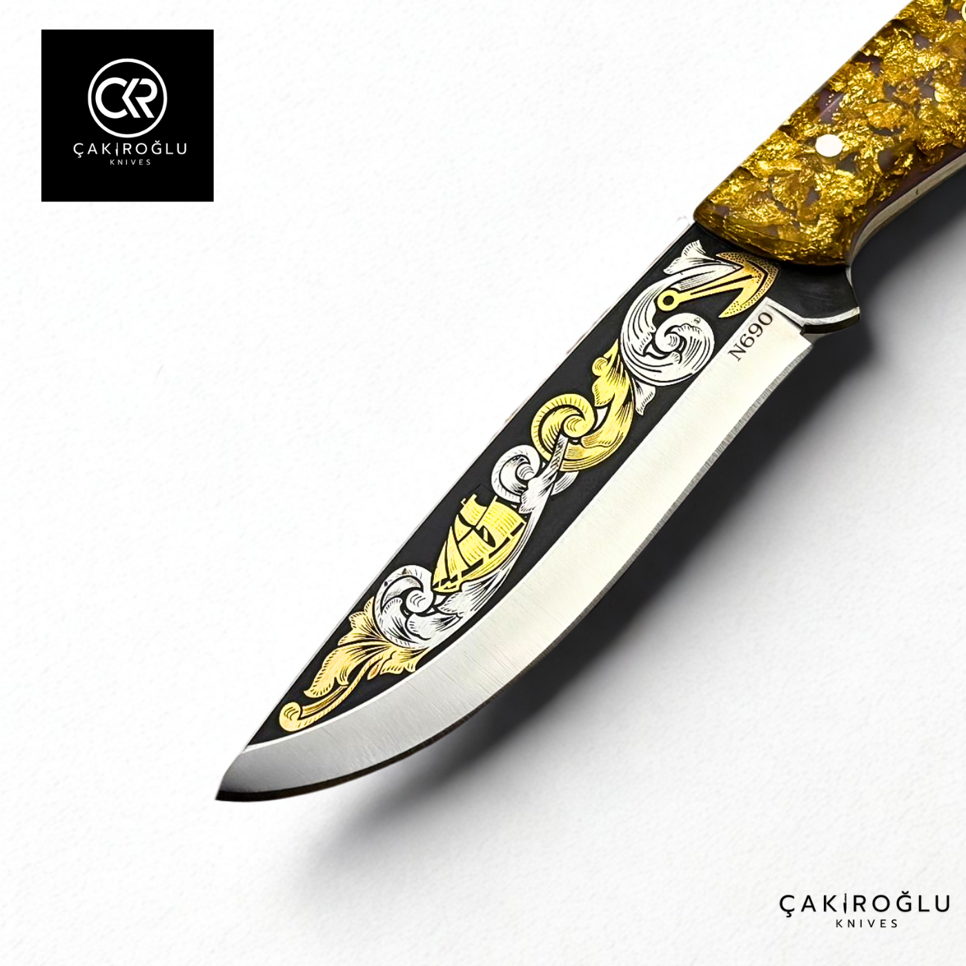 Golden Dust V1 - Limited Collector’s Edition N690 Knife with Gold Engraving & Golden Dust Handle