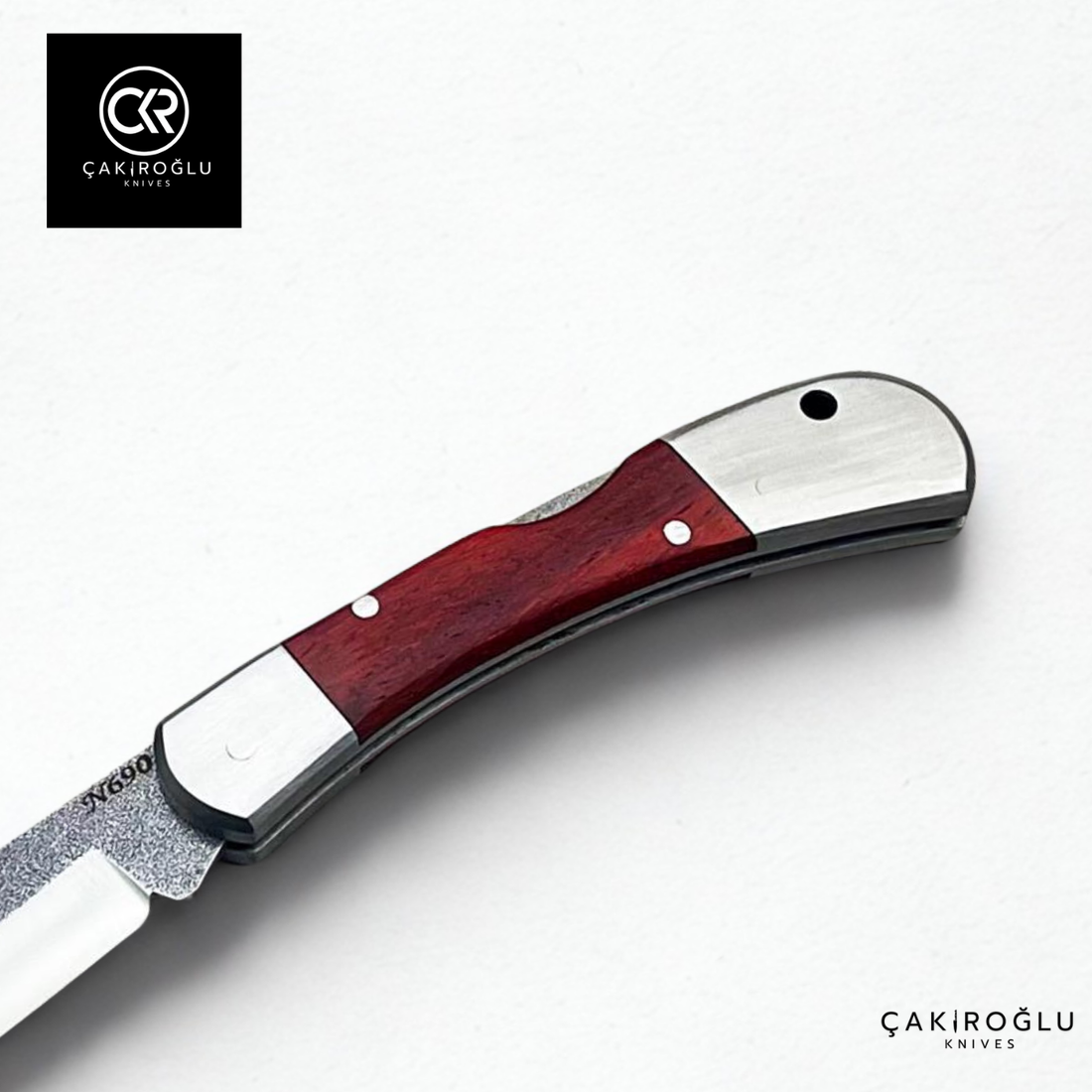 Classic Plus - Handcrafted Pocket Knife